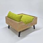 Лежанка для кошек и собак мелких и средних пород (коричневая / под дерево) 58см х 58см х 18см